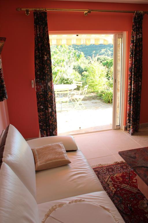 Villa Carpe Diem Le Lavandou Quarto foto